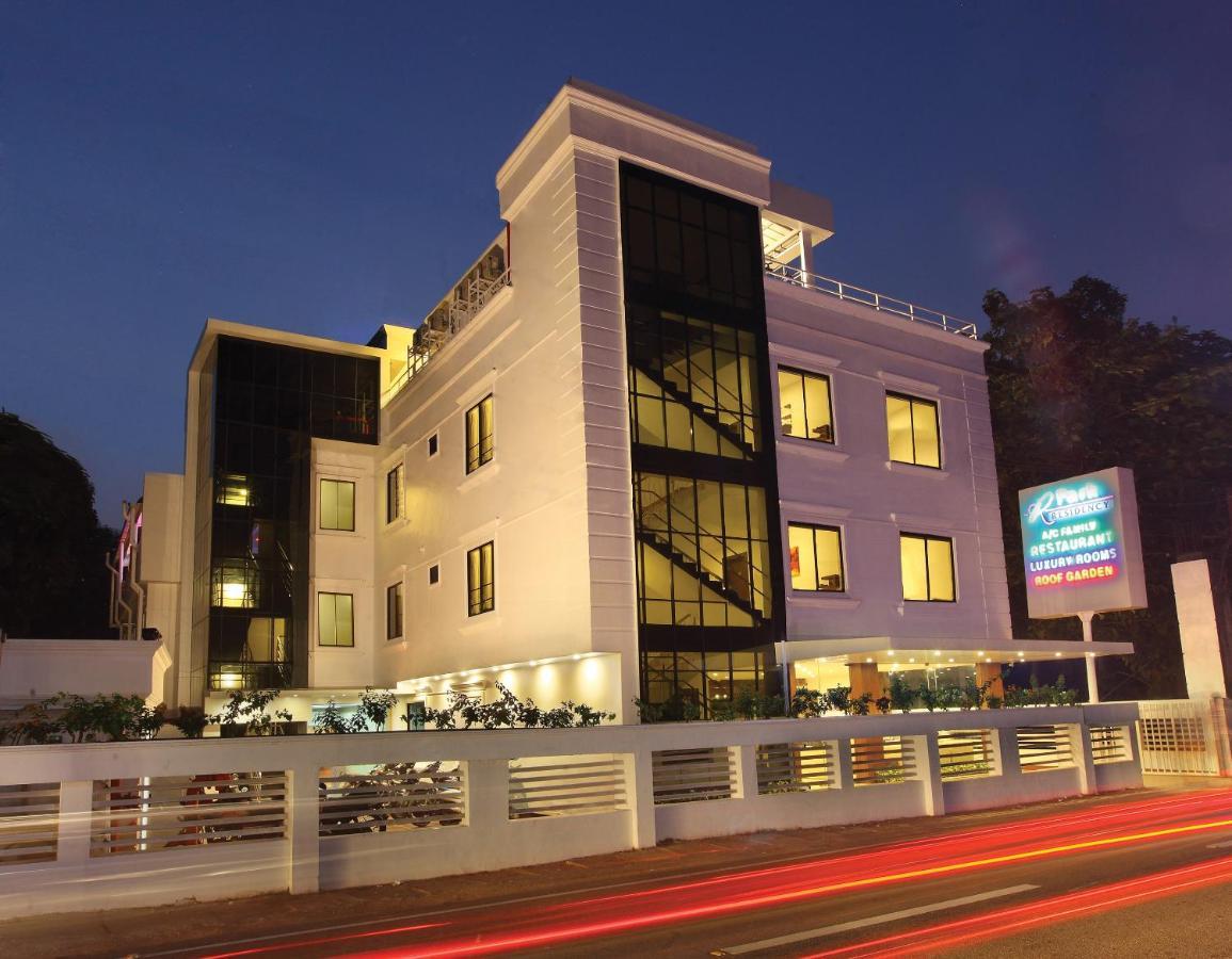 Hotel Park Residency Kozhancheri Kültér fotó